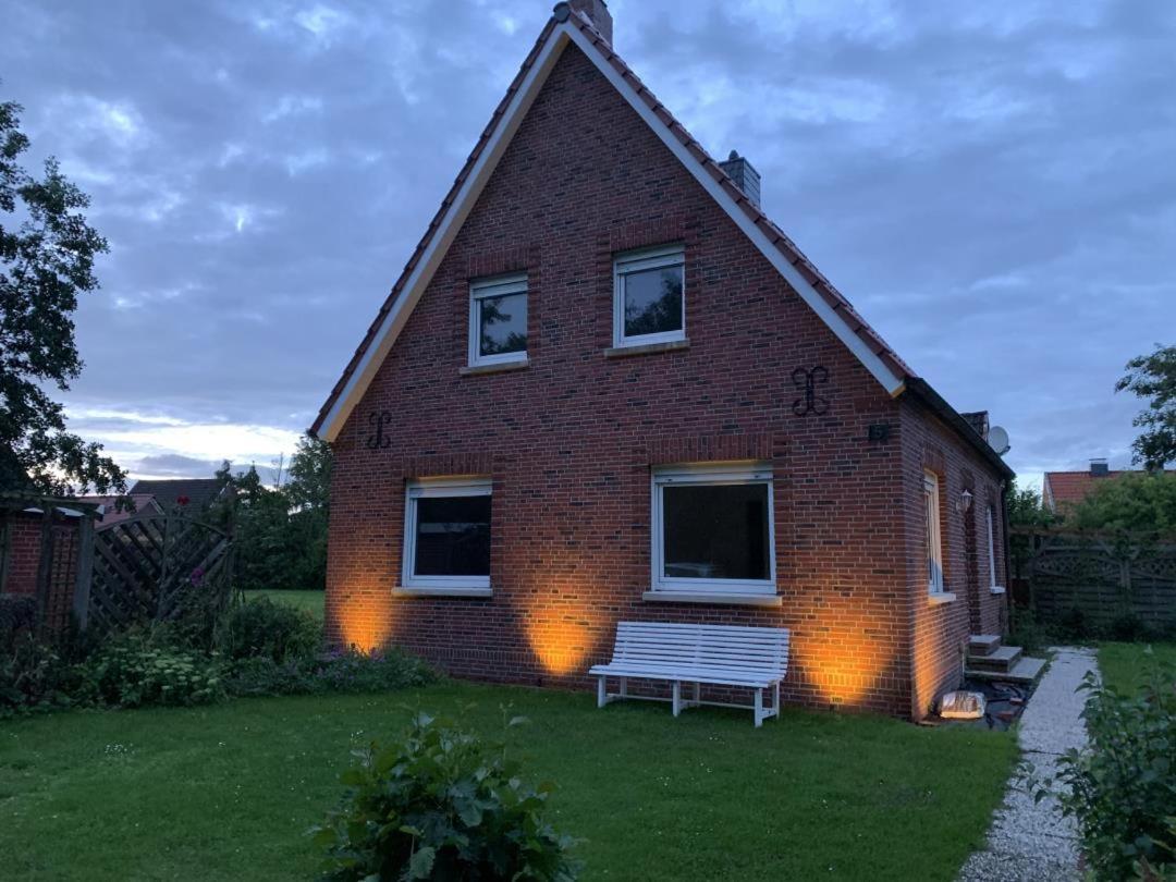 Neu! Schickes Und Modernes Ferienhaus Ant Zingel Krummhörn Exteriér fotografie